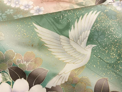 平和屋着物●豪華振袖　花鳥文　暈し染め　金銀彩　鈴乃屋扱い　正絹　逸品　AABG7305ph