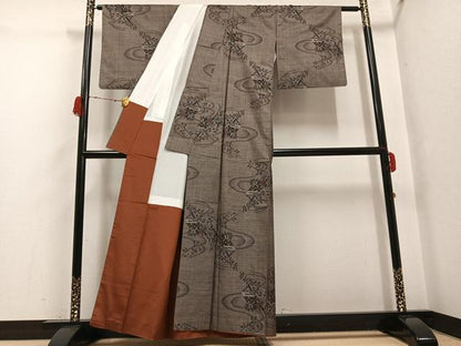 平和屋着物●本場大島紬　カタス9マルキ　草花文　正絹　逸品　AABG7333ph
