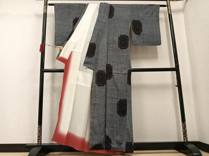 平和屋着物●本場結城紬　重要無形文化財　80亀甲　幾何学文様　正絹　逸品　AABG7355ph
