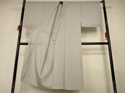 平和屋着物＊夏物　人間国宝・羽田登喜男監修　男性　色無地　絽　絹鼠色　洗える着物　AABG7442jd