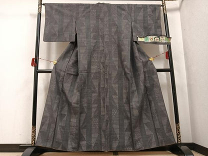 平和屋着物●結城紬　手織り　おく玉　間道　証紙付き　正絹　逸品　AABG7525ph