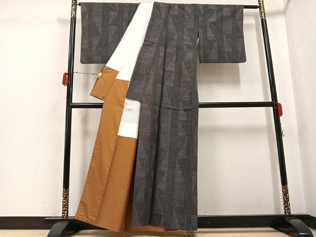 平和屋着物●結城紬　手織り　おく玉　間道　証紙付き　正絹　逸品　AABG7525ph