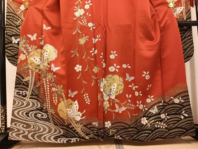 平和屋着物●豪華振袖　花蝶文　暈し染め　金彩　正絹　逸品　AABG7526ph