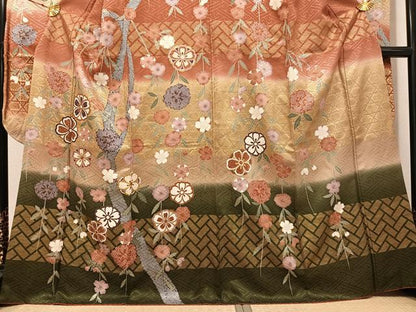 平和屋着物●豪華振袖　枝垂れ花文　暈し染め　金彩　正絹　逸品　AABG7529ph