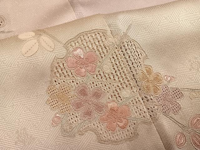 平和屋着物●訪問着　中国三大刺繍　スワトウ刺繍　汕頭刺繍　雪輪花文　暈し染め　正絹　逸品　AABG7531ph