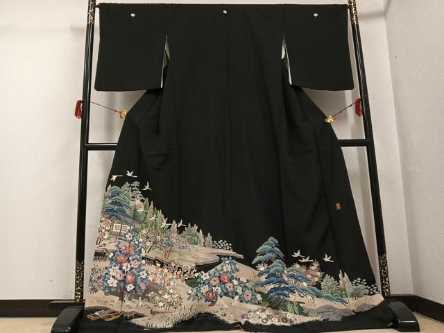 平和屋着物●豪華黒留袖　友禅　作家物　松竹梅風景飛鳥文　ロング丈　正絹　逸品　AABG7533ph