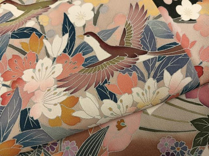 平和屋着物●豪華黒留袖　友禅　作家物　花鳥文　正絹　逸品　AABG7541ph
