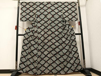平和屋着物●上質な小紋　絞り　菱文　黒地　正絹　逸品　AABG7558ph