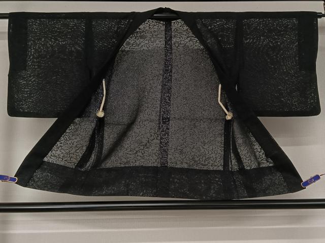 平和屋着物▽羽織 スリーシーズン 春夏秋 塵除け 花唐草文 黒地 正絹 逸品 AABG7752jh