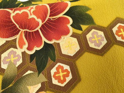 平和屋着物●豪華振袖　駒刺繍　吉祥草花文　金彩　正絹　逸品　AABG7806cs