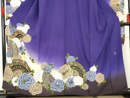 平和屋着物●忠隅眞理子　振袖　檜扇草花文　薔薇　暈し染め　金彩　正絹　逸品　AABG7830cs