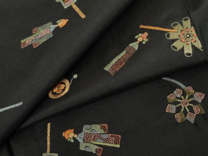 平和屋着物●総刺繍　紬　玩具文　黒地　金糸　正絹　逸品　未使用　AABG7874cs