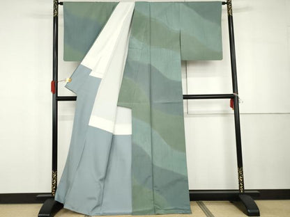 平和屋着物●本場大島紬　染大島　訪問着　よろけ斜縞　正絹　逸品　AABG7992cs