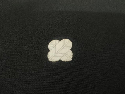 平和屋着物●本加賀友禅作家　東藤岳　黒留袖　笹梅花文　正絹　逸品　AABG7993cs