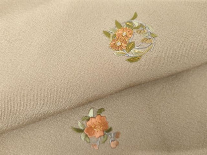 平和屋着物●上質な小紋　総刺繍　花丸文　金糸　銀座おゝぎ屋扱い　正絹　逸品　未使用　AABG7997cs
