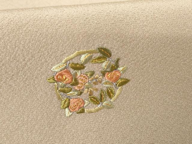 平和屋着物●上質な小紋　総刺繍　花丸文　金糸　銀座おゝぎ屋扱い　正絹　逸品　未使用　AABG7997cs