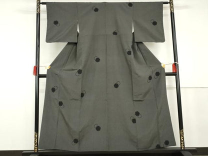 平和屋着物●お召　雪輪重ね文　黒地　さが美扱い　正絹　逸品　AABG8014cs