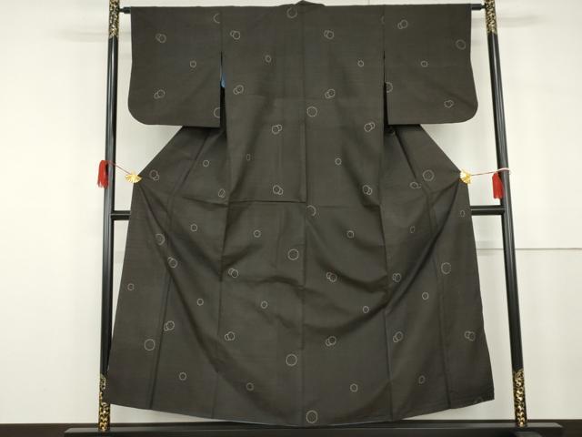 平和屋着物●本場大島紬　地空き　一元絣　丸重ね文　黒地　正絹　逸品　AABG8019cs