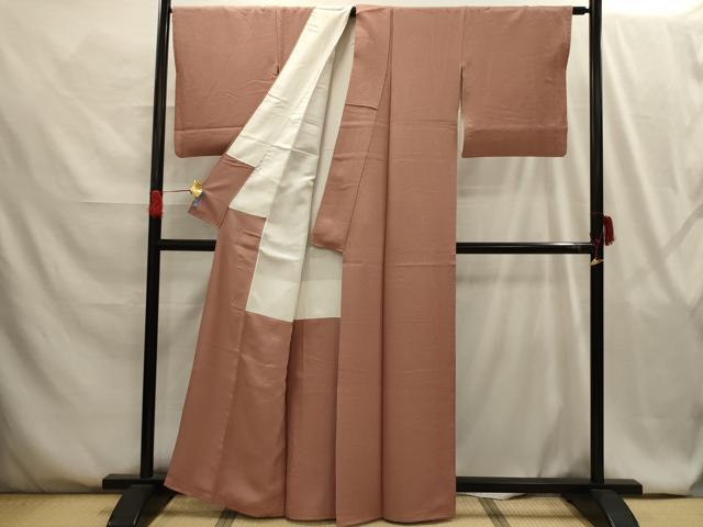 平和屋着物■上質な色無地 紋意匠 砺茶色 正絹 逸品 AABG8121sx