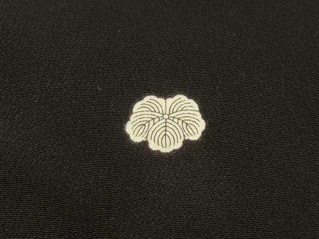 平和屋着物■豪華黒留袖　松竹梅群れ鶴花文　金彩　正絹　逸品　AABG8276sx