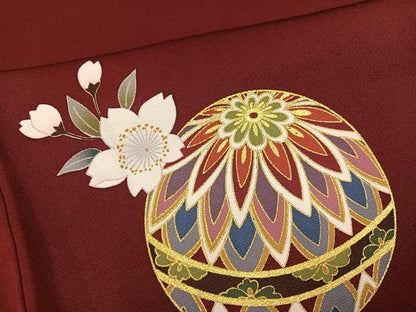 平和屋着物●豪華振袖　駒刺繍　桜毬文　金彩　正絹　逸品　AABG8528ph