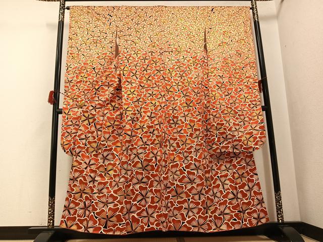 平和屋着物●豪華振袖　駒刺繍　花尽くし　金彩　正絹　逸品　AABG8541ph