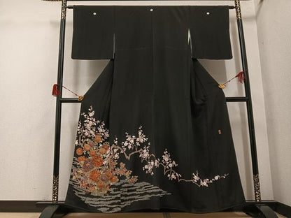 平和屋着物●豪華黒留袖　友禅　作家物　枝花文　正絹　逸品　AABG9006ph