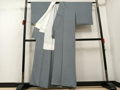 平和屋着物●加賀友禅の巨匠　初代　由水十久　銀座きしや　色無地　灰色　鬼しぼ縮緬　たとう紙付き　正絹　逸品　AABG9025ph