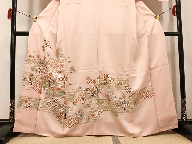 平和屋着物●十日町老舗ブランド　吉澤友禅　吾妻徳穂　訪問着　駒刺繍　松竹梅群れ鶴吉祥文　金彩　正絹　逸品　AABG9051ph