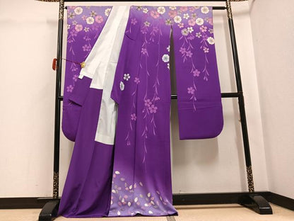 平和屋着物●豪華振袖　駒刺繍　桜文　暈し染め　金彩　正絹　逸品　AABG9056ph