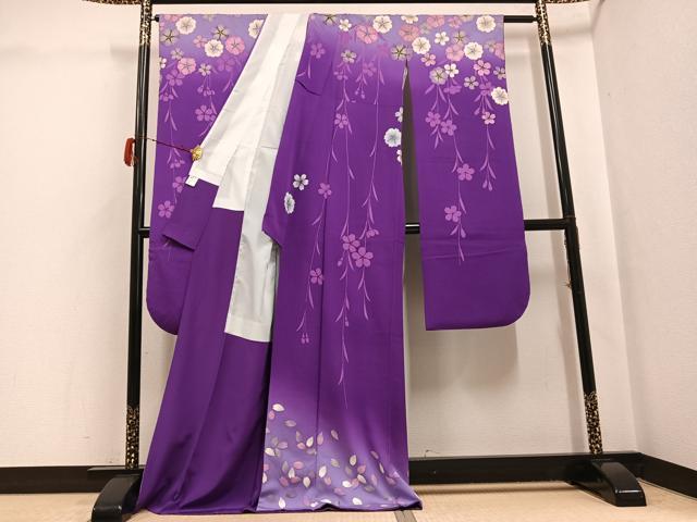 平和屋着物●豪華振袖　駒刺繍　桜文　暈し染め　金彩　正絹　逸品　AABG9056ph
