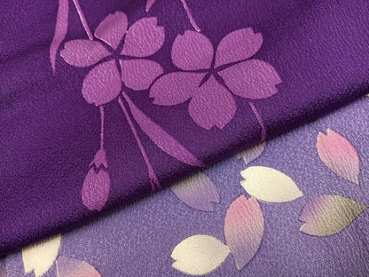 平和屋着物●豪華振袖　駒刺繍　桜文　暈し染め　金彩　正絹　逸品　AABG9056ph