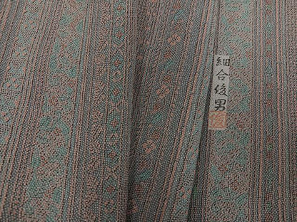 平和屋着物●重要無形文化財・伊勢手彫型本染・細合俊男　小紋　花間道　鬼しぼ縮緬　正絹　逸品　AABG9064ph