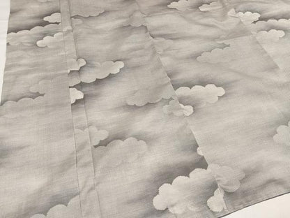 平和屋着物●本場大島紬　白大島　カタス9マルキ　雲重ね文　正絹　逸品　未使用　AABG9074ph