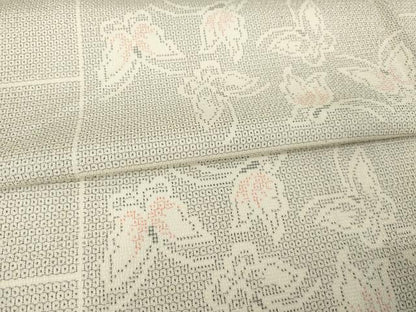 平和屋着物▽本塩沢　単衣　110亀甲　舞蝶文　正絹　逸品　AABG9286ck