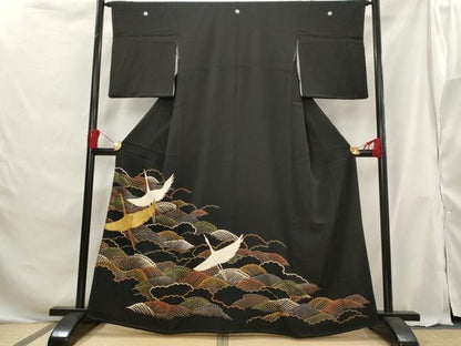 平和屋着物■豪華黒留袖 駒刺繍 流水飛鶴文 金彩 正絹 逸品 AABG9331st