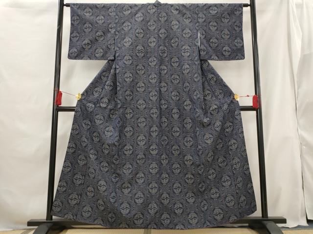 平和屋着物■上質な紬　亀甲向かい鶴文　三越扱い　正絹　逸品　AABG9389st