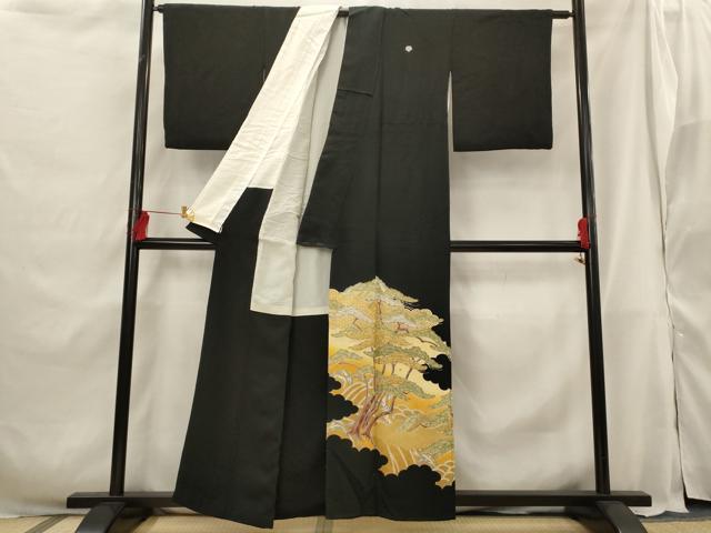平和屋着物■豪華黒留袖　駒刺繍　笠松文　金彩　金銀糸　正絹　逸品　AABG9412st