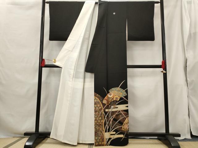 平和屋着物■豪華黒留袖 駒刺繍 扇面花文 金彩 正絹 逸品 AABG9499st