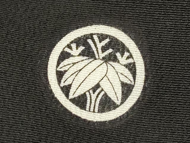 平和屋着物■豪華黒留袖 作家物 駒刺繍 エ霞飛鶴文 暈し染め 金彩 正絹 逸品 AABG9500st