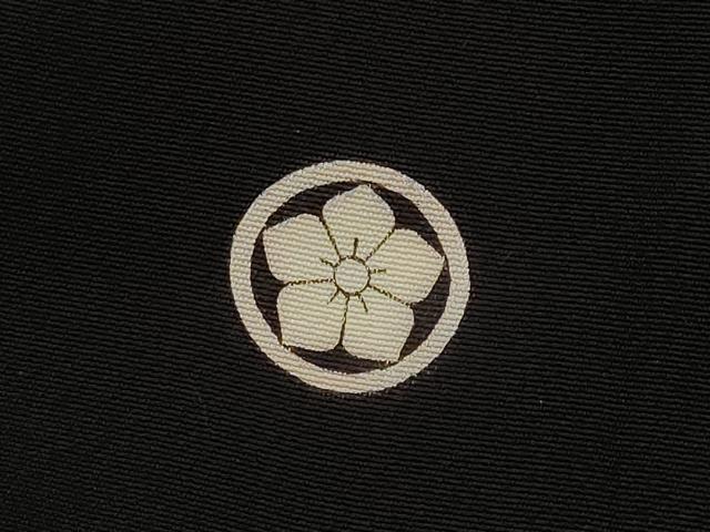 平和屋着物■豪華黒留袖 駒刺繍 流水冊子花文 金彩 正絹 逸品 AABG9520st