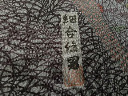 平和屋着物●重要無形文化財・伊勢手彫型本染・細合俊男　小紋　花唐草文　鬼しぼ縮緬　正絹　逸品　AABG9530ph