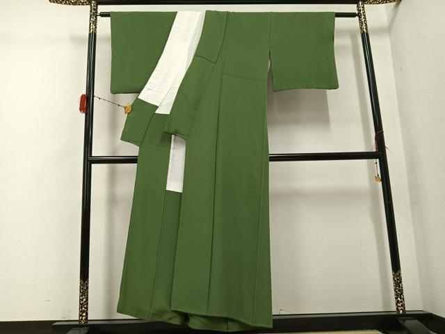 平和屋着物●上質な色無地　松葉色　正絹　逸品　AABG9540ph