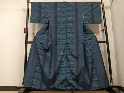 平和屋着物●本場大島紬　100亀甲　間道　正絹　逸品　AABG9547ph