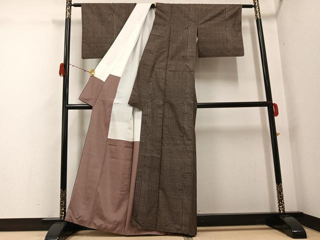 平和屋着物●本場大島紬　カタス7マルキ　唐草間道　正絹　逸品　AABG9548ph