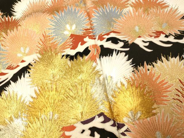 平和屋着物■豪華黒留袖　刺繍　枝松文　金彩　金銀糸　正絹　逸品　AABG9835fw