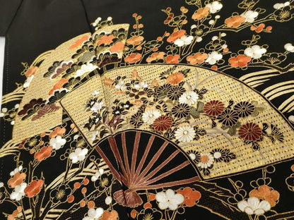 平和屋着物●豪華黒留袖　中国三大刺繍　スワトウ刺繍　汕頭刺繍　扇面梅松文　金糸　金彩　正絹　逸品　AABG9842cs