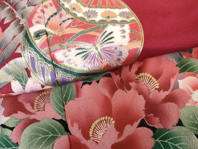 平和屋着物●豪華振袖　花蝶鈴文　暈し染め　金銀彩　やまと誂製　正絹　逸品　AABG9843cs
