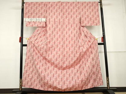 平和屋着物●本場琉球絣　紬　琉球絣文様　反端付き　正絹　逸品　AABG9851cs