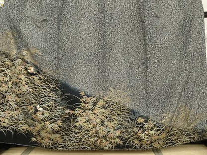 平和屋着物●訪問着　刺繍　枝葉舞蝶文　たたき染め　黒地　金糸　金彩　正絹　逸品　AABG9890cs